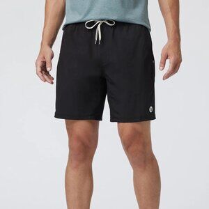 (M) Vuori Men Kore 7.5” Short Black